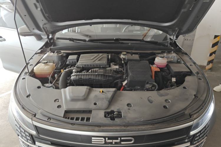 Used BYD Destroyer 05 2022 DM-i 55KM Prestige Model Engine Bay