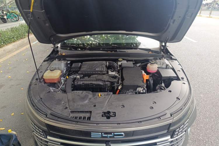 Used BYD Destroyer 05 2022 DM-i 55KM Comfort Model Engine Bay