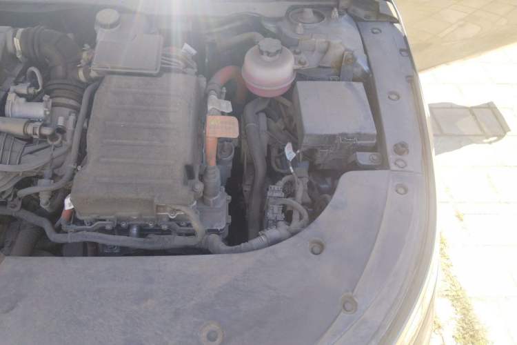 Used BYD Destroyer 05 2022 DM-i 120KM Prestige Model Engine Bay Left