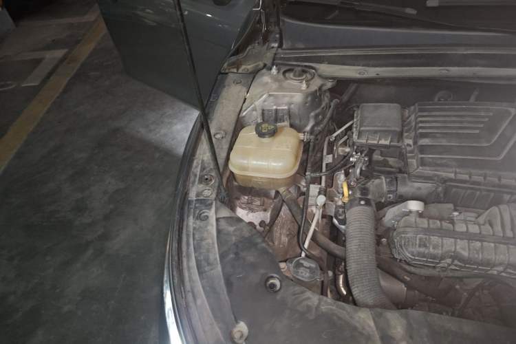 Used BYD Destroyer 05 2022 DM-i 120KM Flagship Model Engine Bay Right