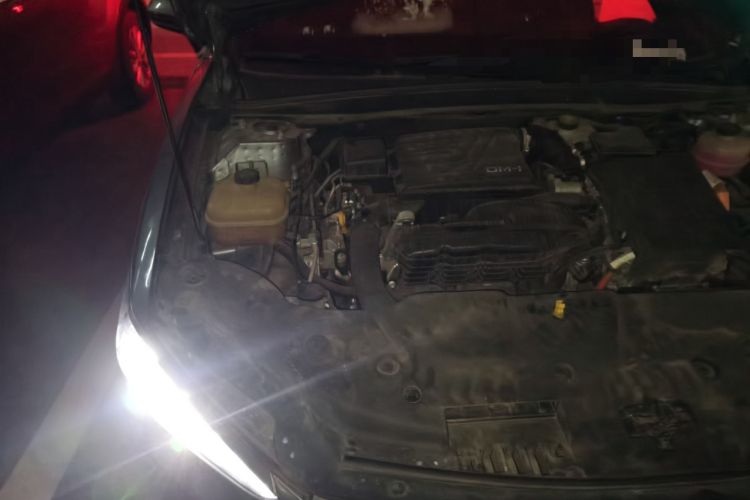 Used BYD Destroyer 05 2022 DM-i 55KM Comfort Model Engine Bay Right