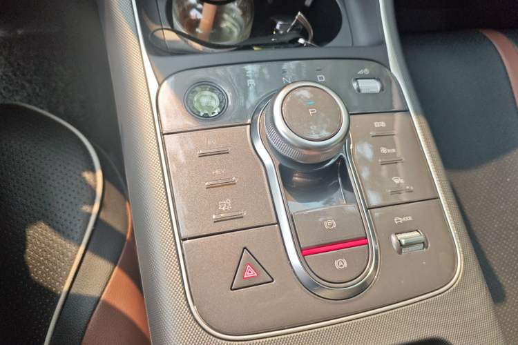 Used BYD Destroyer 05 2022 DM-i 55KM Prestige Model Gear Lever