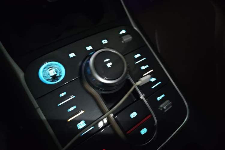 Used BYD Destroyer 05 2022 DM-i 120KM Flagship Model Gear Lever
