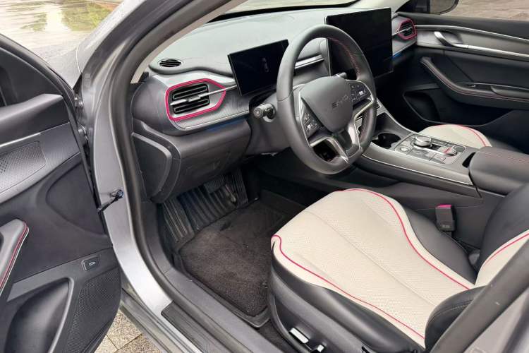 Used BYD Destroyer 05 2022 DM-i 120KM Prestige Model Left Front Seat