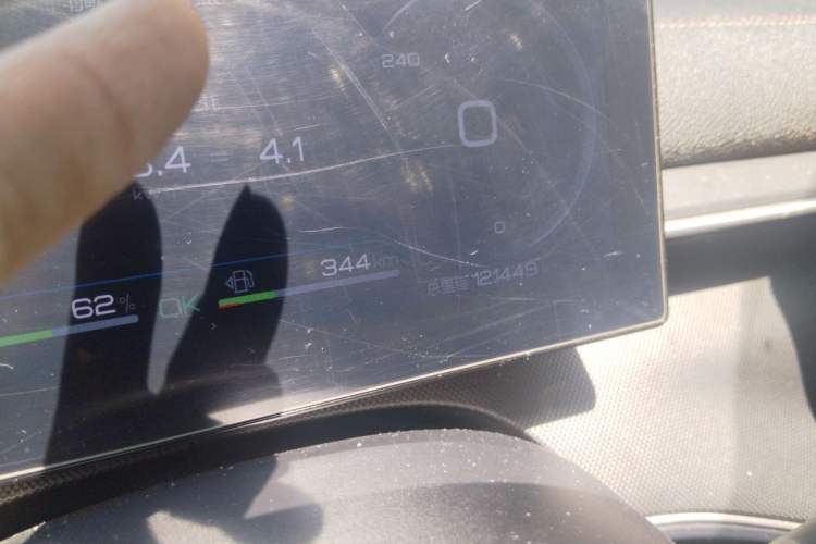 Used BYD Destroyer 05 2022 DM-i 120KM Prestige Model Odometer Close Up