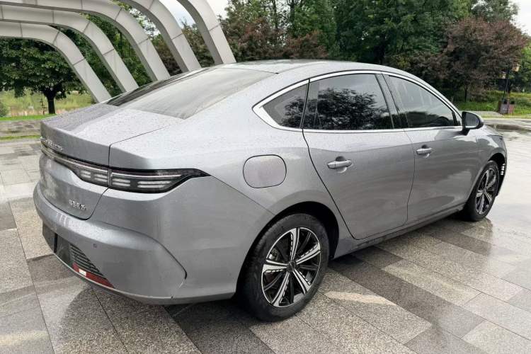 Used BYD Destroyer 05 2022 DM-i 120KM Prestige Model Rear Right 45 Deg