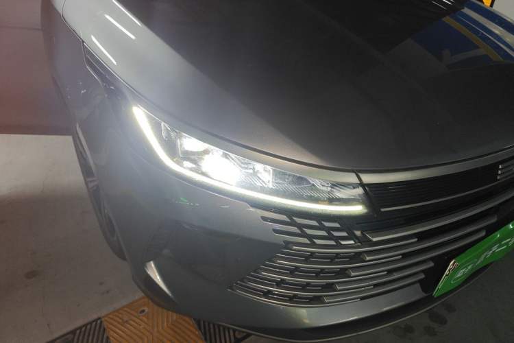 Used BYD Destroyer 05 2022 DM-i 55KM Prestige Model Right Front Headlight
