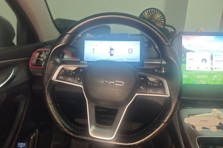 Used BYD Destroyer 05 2022 DM-i 55KM Luxury Model Steering Wheel