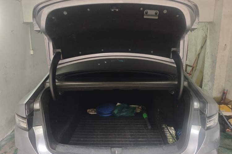 Used BYD Destroyer 05 2022 DM-i 55KM Luxury Model Trunk