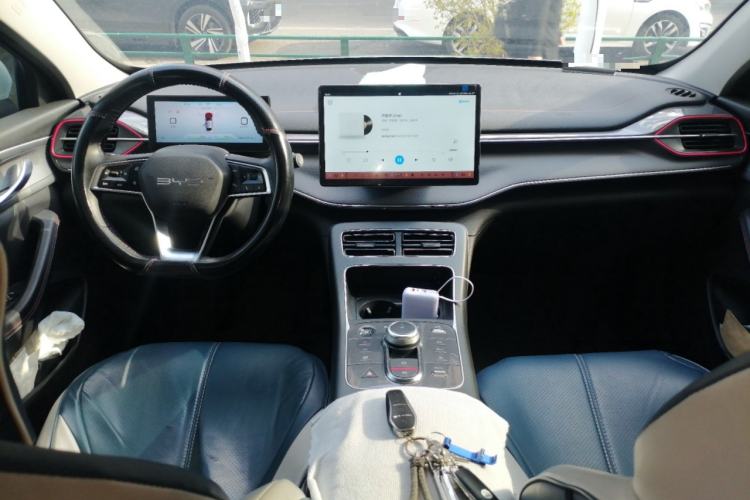 Used BYD Destroyer 05 2022 DM-i 120KM Prestige Model Center Console
