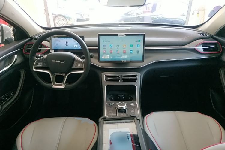 Used BYD Destroyer 05 2022 DM-i 55KM Prestige Model Center Console