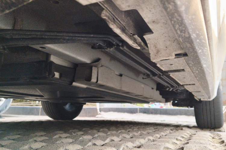 Used BYD Destroyer 05 2022 DM-i 120KM Prestige Model Chassis Front Left