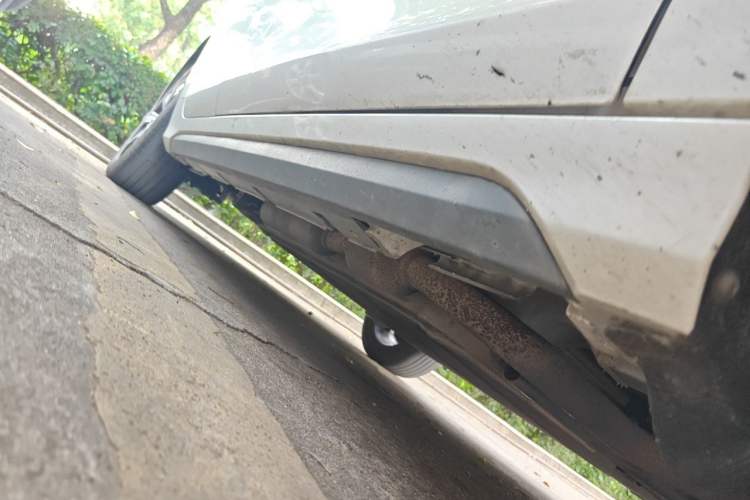 Used BYD Destroyer 05 2022 DM-i 120KM Prestige Model Chassis Front Right