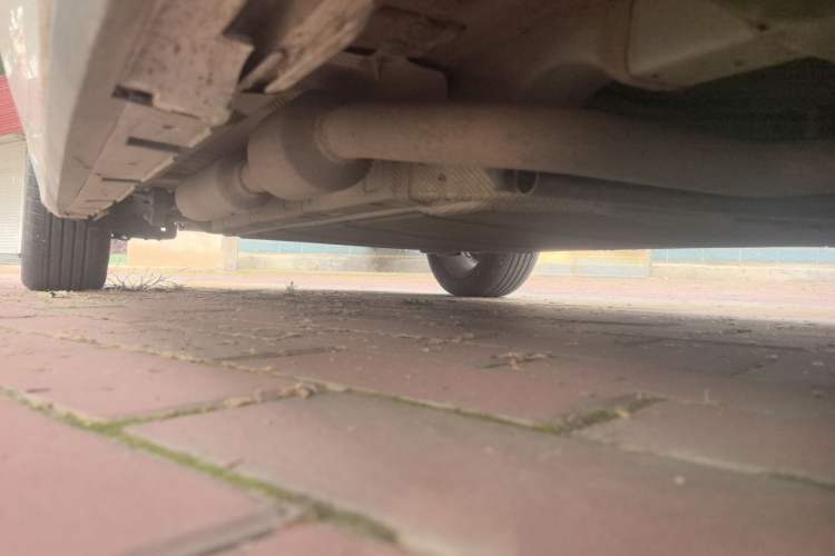 Used BYD Destroyer 05 2022 DM-i 120KM Prestige Model Chassis Front Right