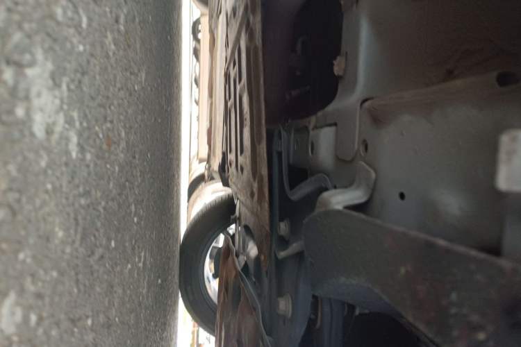 Used BYD Destroyer 05 2022 DM-i 120KM Prestige Model Chassis Front Right
