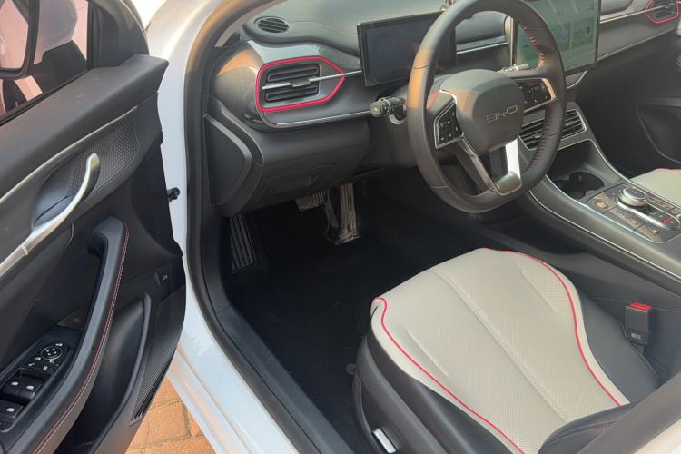 Used BYD Destroyer 05 2022 DM-i 55KM Luxury Model Driver Seat