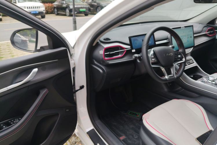 Used BYD Destroyer 05 2022 DM-i 55KM Prestige Model Driver Seat