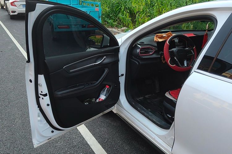 Used BYD Destroyer 05 2022 DM-i 120KM Prestige Model Driver Seat