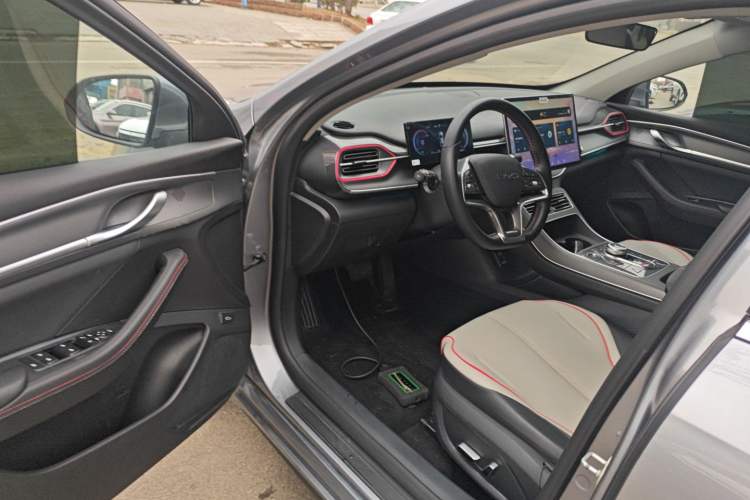 Used BYD Destroyer 05 2022 DM-i 120KM Flagship Model Driver Seat