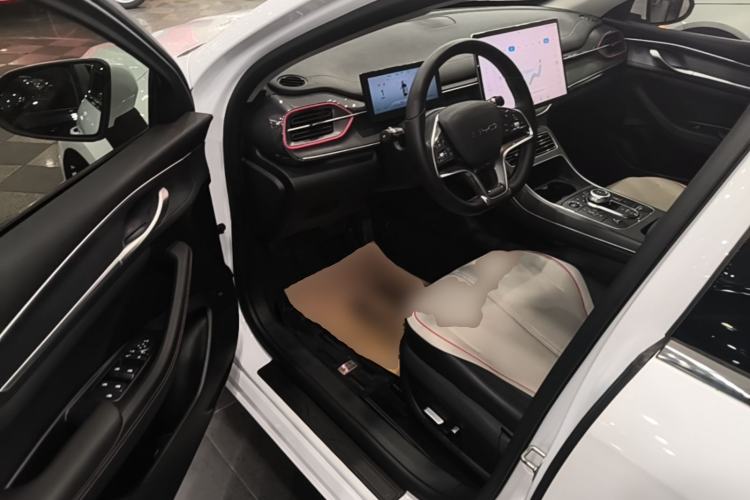 Used BYD Destroyer 05 2022 DM-i 120KM Flagship Model Driver Seat