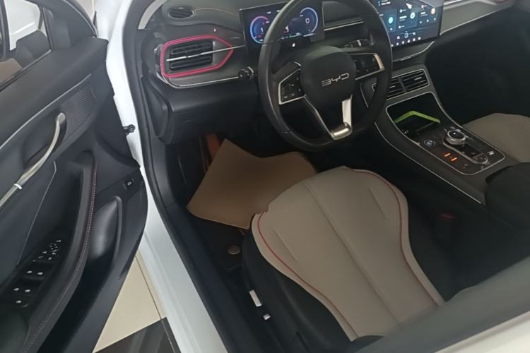 Used BYD Destroyer 05 2022 DM-i 120KM Prestige Model Driver Seat