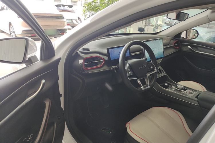 Used BYD Destroyer 05 2022 DM-i 55KM Prestige Model Driver Seat