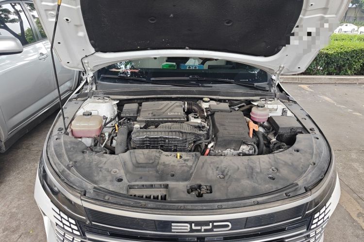 Used BYD Destroyer 05 2022 DM-i 120KM Prestige Model Engine Bay