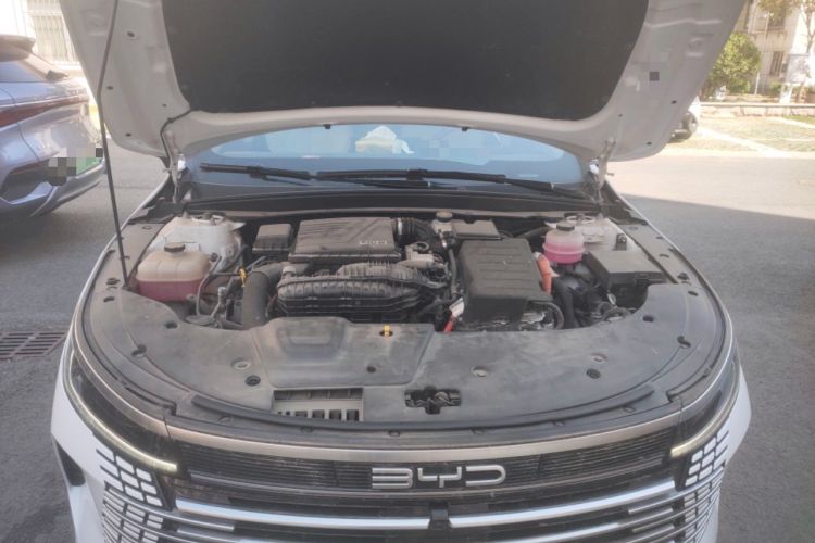 Used BYD Destroyer 05 2022 DM-i 120KM Prestige Model Engine Bay