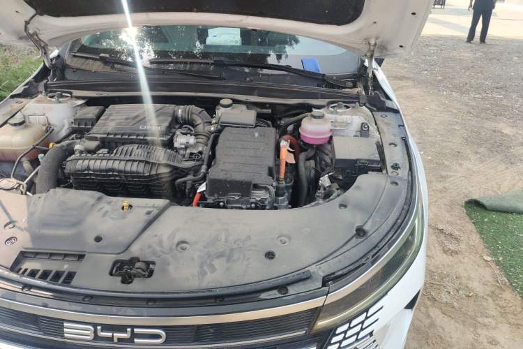 Used BYD Destroyer 05 2022 DM-i 55KM Comfort Model Engine Bay Left