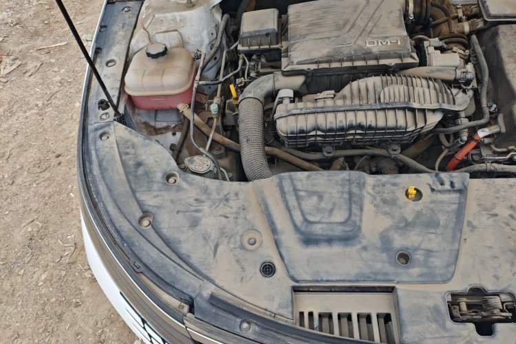 Used BYD Destroyer 05 2022 DM-i 55KM Comfort Model Engine Bay Right