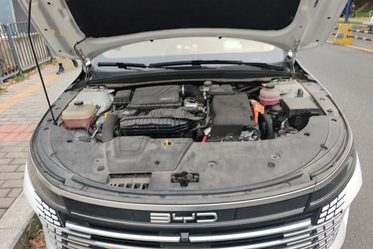 Used BYD Destroyer 05 2022 DM-i 120KM Prestige Model Engine Bay