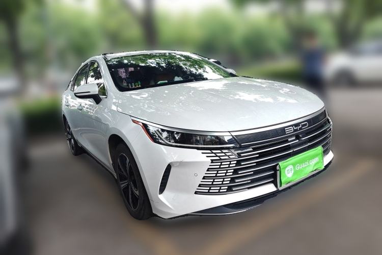 Used BYD Destroyer 05 2022 DM-i 120KM Prestige Model Front Right 45 Deg