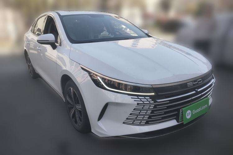 Used BYD Destroyer 05 2022 DM-i 120KM Prestige Model Front Right 45 Deg