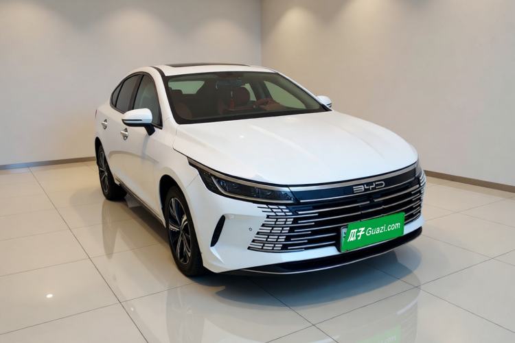 Used BYD Destroyer 05 2022 DM-i 120KM Prestige Model Front Right 45 Deg
