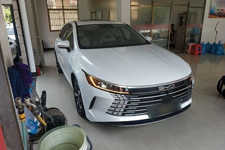 Used BYD Destroyer 05 2022 DM-i 55KM Prestige Model Front Right 45 Deg