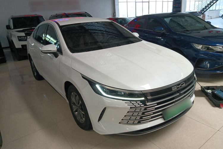 Used BYD Destroyer 05 2022 DM-i 55KM Comfort Model Front Right 45 Deg