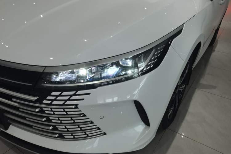 Used BYD Destroyer 05 2022 DM-i 55KM Luxury Model Left Front Headlight