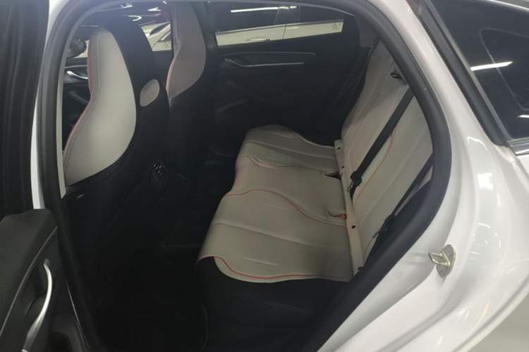 Used BYD Destroyer 05 2022 DM-i 120KM Flagship Model Left Rear Seat