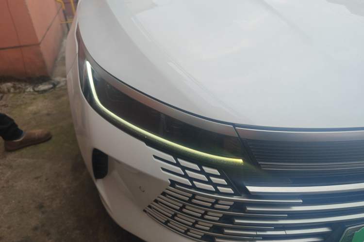 Used BYD Destroyer 05 2022 DM-i 55KM Luxury Model Right Front Headlight