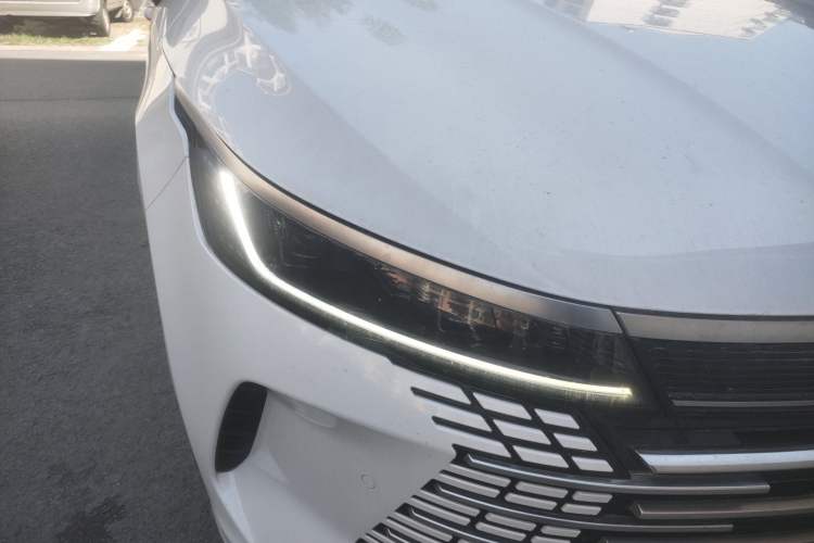Used BYD Destroyer 05 2022 DM-i 120KM Prestige Model Right Front Headlight