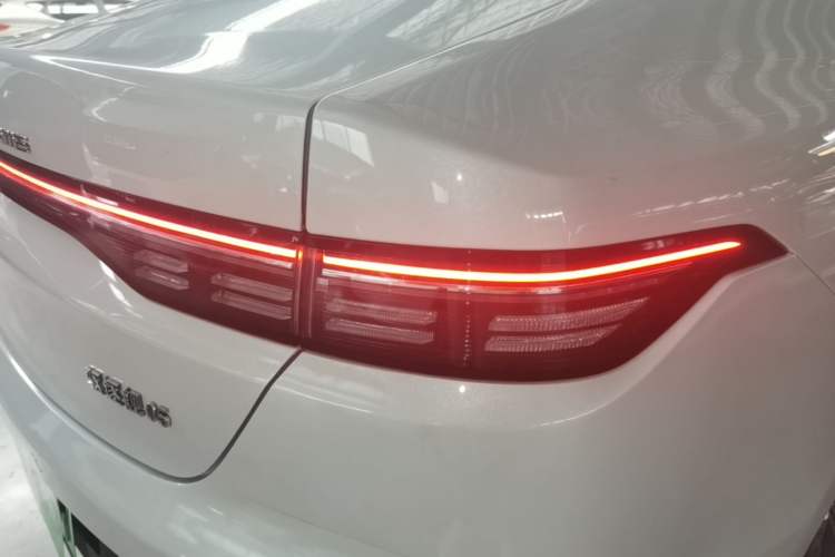 Used BYD Destroyer 05 2022 DM-i 55KM Prestige Model Right Rear Taillight