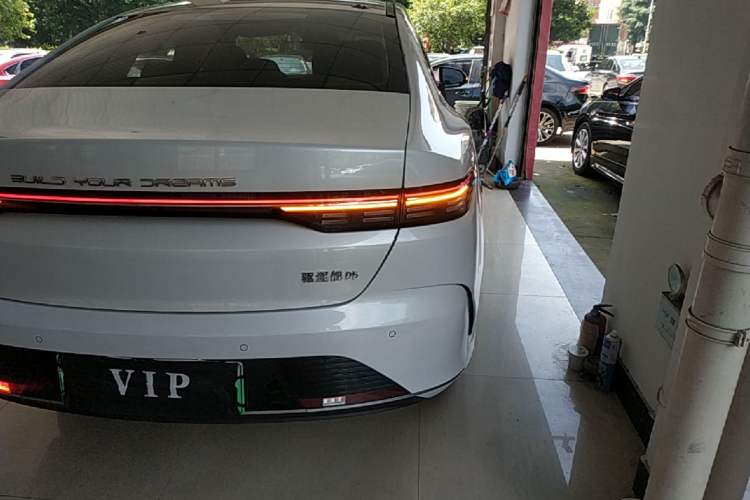 Used BYD Destroyer 05 2022 DM-i 55KM Prestige Model Right Rear Taillight