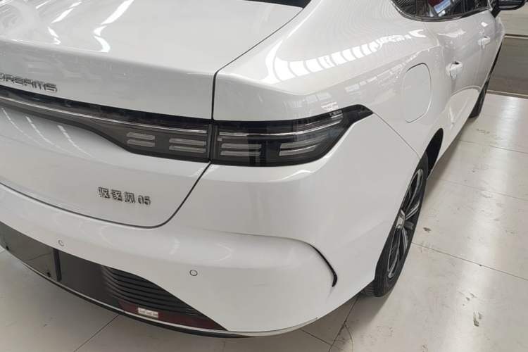 Used BYD Destroyer 05 2022 DM-i 120KM Flagship Model Right Rear Taillight