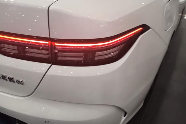 Used BYD Destroyer 05 2022 DM-i 120KM Flagship Model Right Rear Taillight