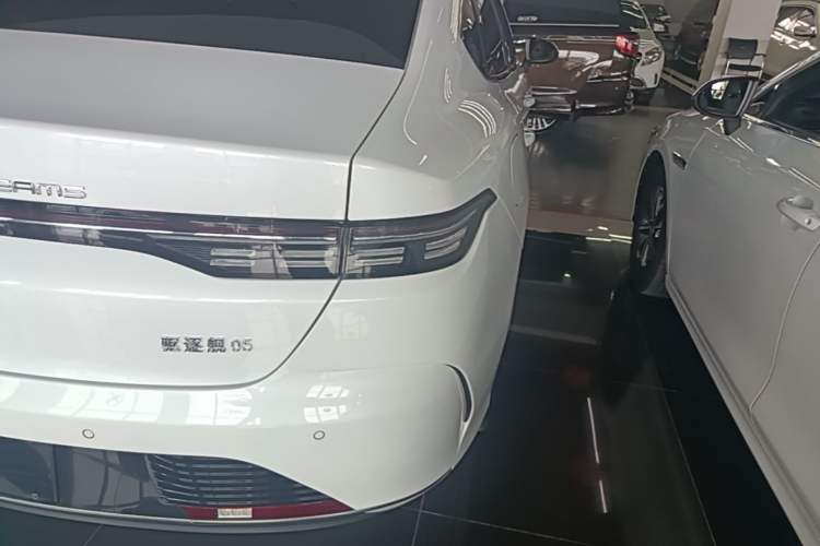 Used BYD Destroyer 05 2022 DM-i 120KM Prestige Model Right Rear Taillight