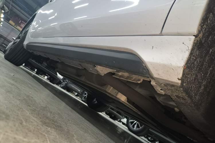 Used BYD Destroyer 05 2022 DM-i 120KM Flagship Model Right Side Sill