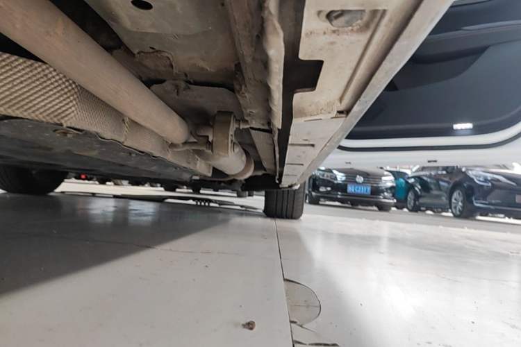 Used BYD Destroyer 05 2022 DM-i 120KM Flagship Model Right Side Sill