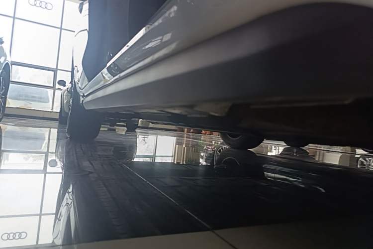Used BYD Destroyer 05 2022 DM-i 120KM Prestige Model Right Side Sill
