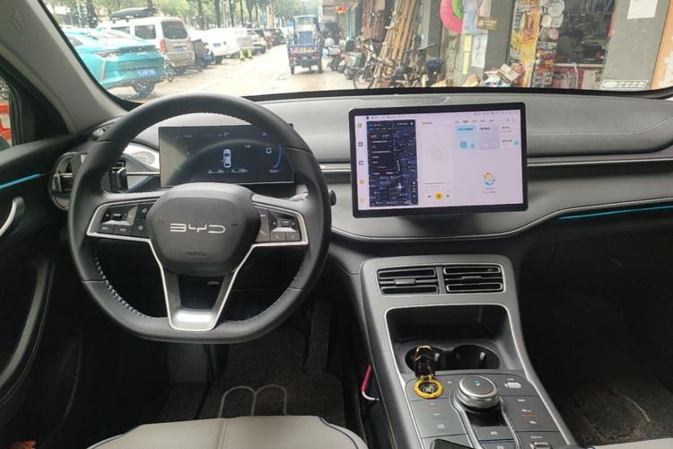 Used BYD Destroyer 05 2023 Champion Edition DM-i 120KM Prestige Model Center Console