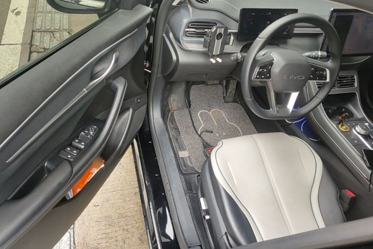 Used BYD Destroyer 05 2023 Champion Edition DM-i 120KM Prestige Model Driver Seat